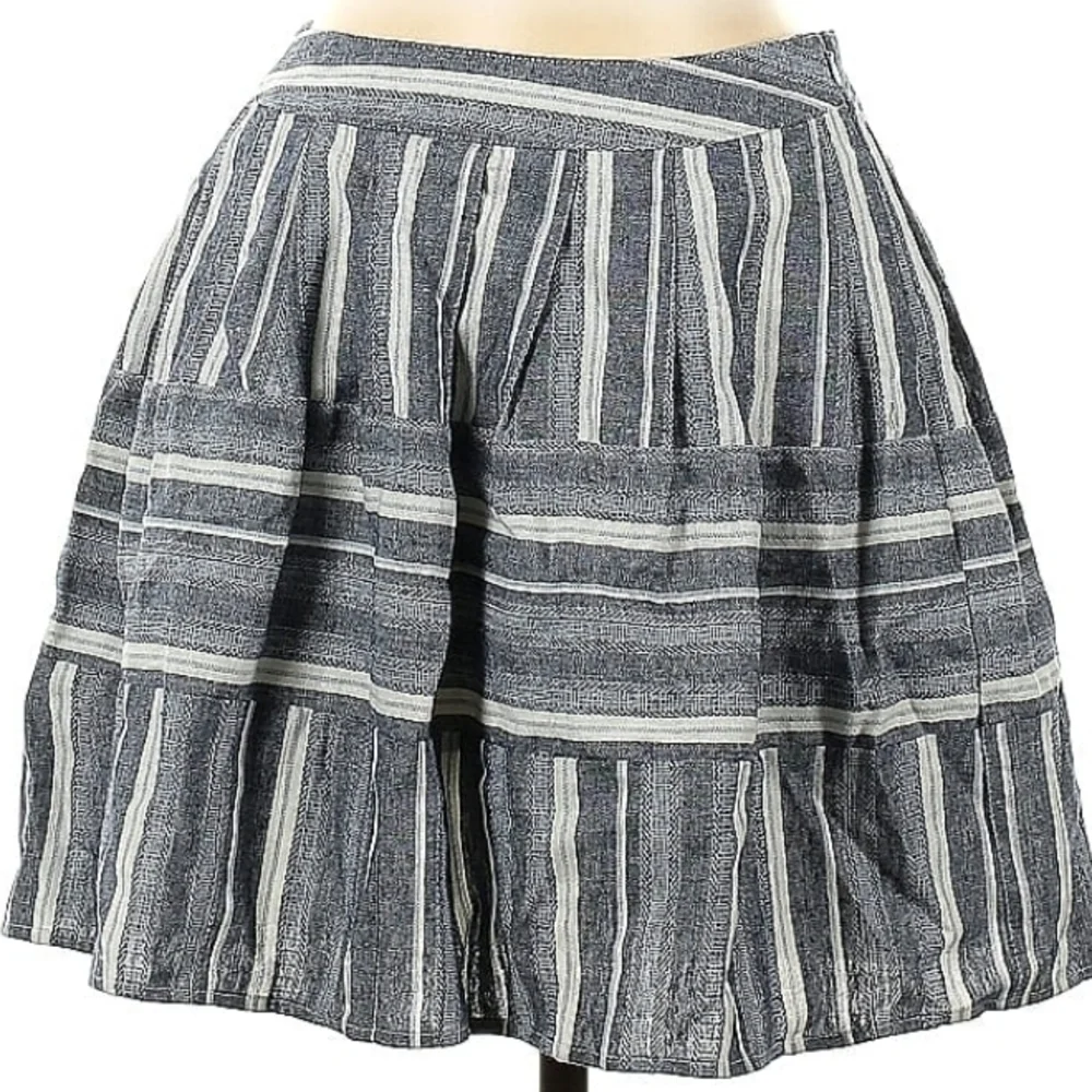 J.O.A. Blue and White Striped Mini Skirt - Picture 1 of 3